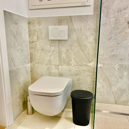 דירה Modern With Balcony Near Vienna