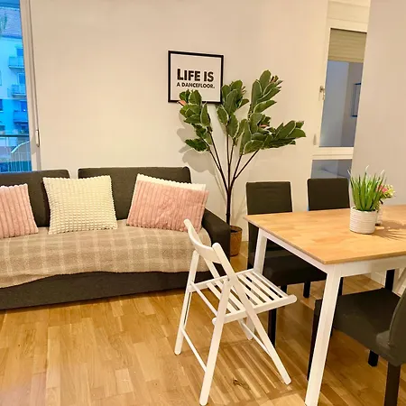 דירה Modern With Balcony Near Vienna